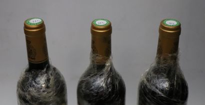 null CHATEAU GRUAUD-LAROSE. 
Millésime : 1995.
3 bouteilles, 1 b.g. 1 e.t.