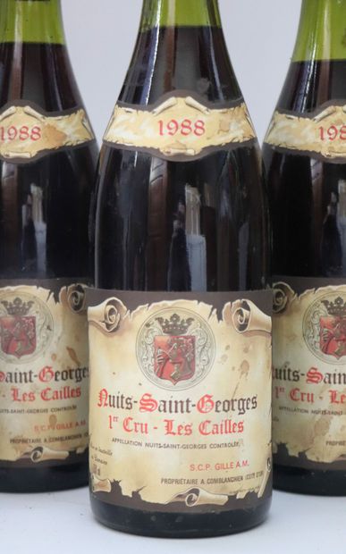 null NUITS-SAINT-GEORGES LES CAILLES 1er CRU. 
A.M. GILLE.
Millésime : 1988.
5 bouteilles,...
