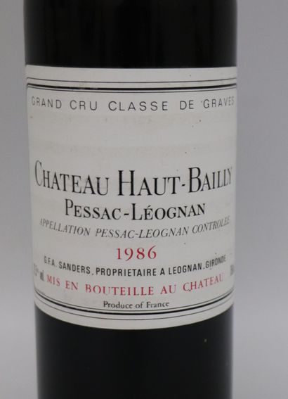 null CHATEAU HAUT BAILLY.
Millésime : 1986.
1 bouteille.