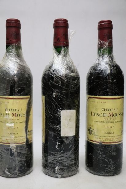 null CHATEAU LYNCH MOUSSAS.
Millésime : 1995.
3 bouteilles, une e.a.
