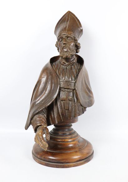 null Bust of a bishop in carved wood. 
Period XVIIIth century. 
H_59 cm, restoration.
Placed...