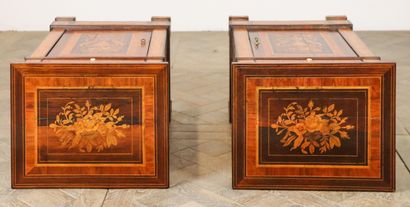 null Pair of bedside tables forming a prie-dieu in veneer with inlaid decoration...