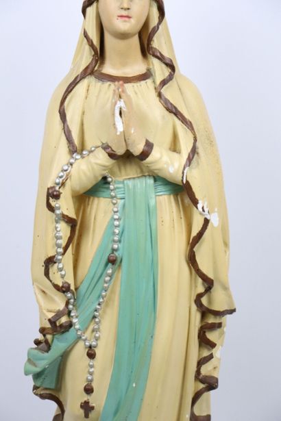 null French school of the XXth century.
The Holy Virgin.
Sculpture in painted plaster.
H_67...
