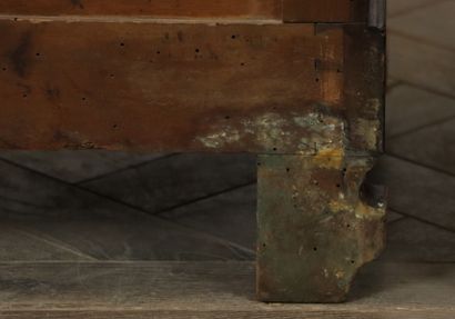 null Pair of bedside tables forming a prie-dieu in veneer with inlaid decoration...