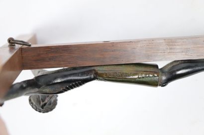 null Jean LAMBERT-RUCKI (1888-1967),
Christ en bronze à deux patines, signé sur le...