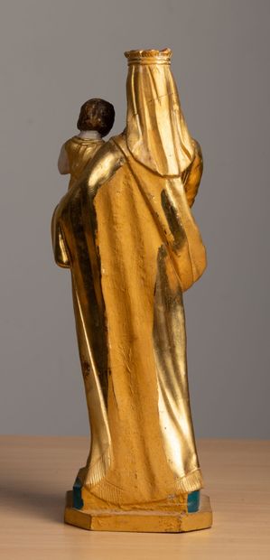 null Virgin and child in stuccoed wood polychrome and gilded. 
Southern work of the...