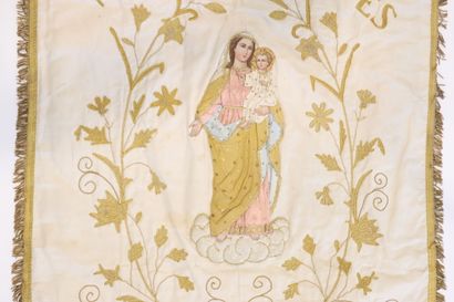 null Embroidered fabric featuring the Christ in its center. 
On a pink background...