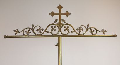 null Carry_chape in bronze and brass. 
The cross surrounded by vine leaves. 
The...