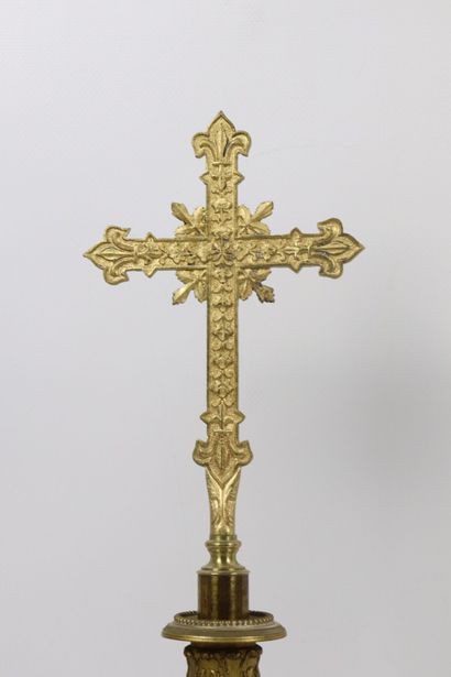 null Pair of altar crosses in bronze and gilt metal. 
The base formed by torches...
