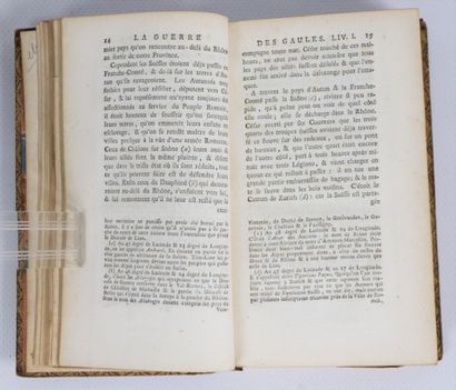 null CAESAR. Les Commentaires. Amsterdam and Leipzig, Arkstee & Merkus, 1763. 2 vols....