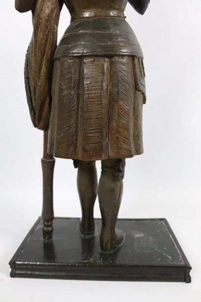 null French school of the 18th century.
Joan of Arc.
Carved wood sculpture forming...