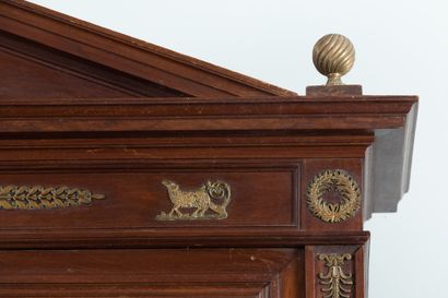 null Desk bookcase in mahogany, mahogany veneer and gilt bronze ornamentation.
Consulat...