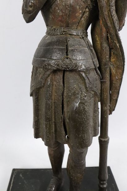 null Ecole française du XVIIIème siècle.
Jeanne d'Arc.
Sculpture en bois sculpté...