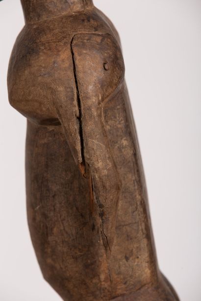 null LOBI (Burkina).
Statue anthropomorphe en bois sculpté, copie pour les cercles...