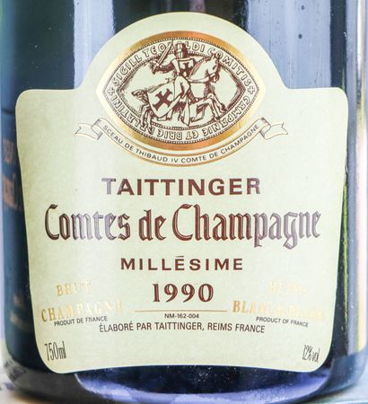 null TAITTINGER COMTES DE CHAMPAGNE.
Vintage: 1990.
5 bottles.
In individual box...