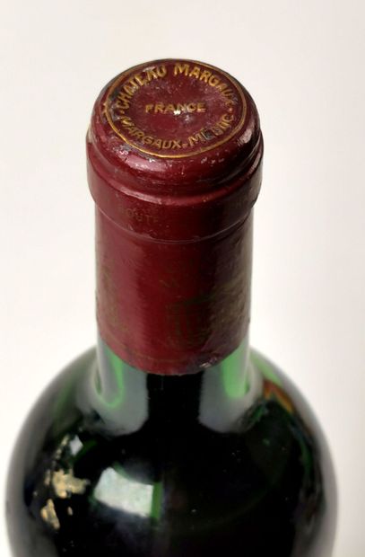 null CHATEAU MARGAUX.
Vintage: 1983.
Import U.S.A.
1 bottle, e. e.a.