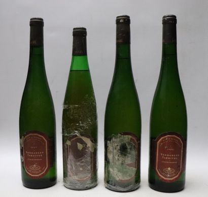 null GEWURZTRAMINER. 
LATE HARVEST.
LAUGEL. 
Vintage: 1989. 
3 bottles, e.a.
One...