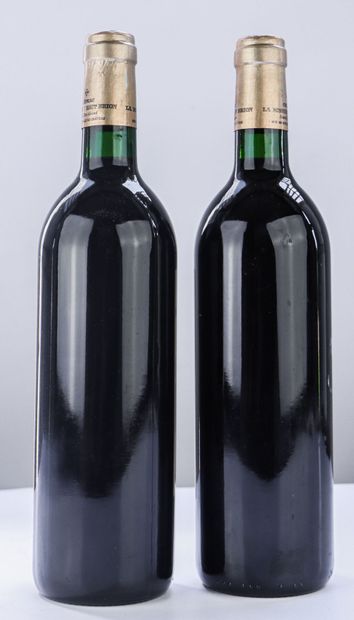 null CHATEAU LA MISSION HAUT BRION.
Vintage: 1993.
2 bottles