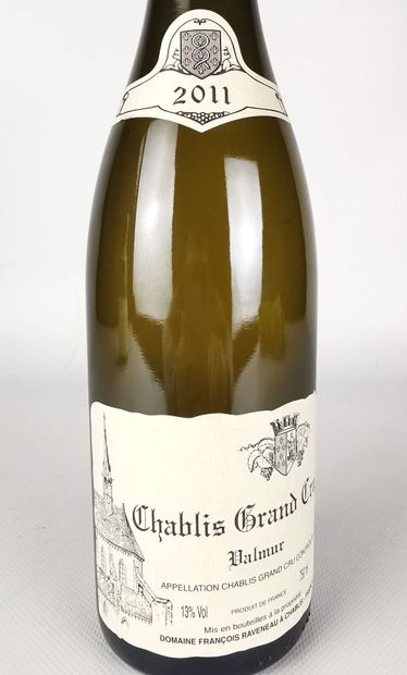 null CHABLIS GRAND CRU VALMUR.
Raveneau.
Millésime : 2011.
3 bouteilles, une e.f...