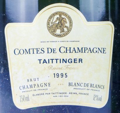 null TAITTINGER COMTES DE CHAMPAGNE.
Millésime : 1995.
5 bouteilles