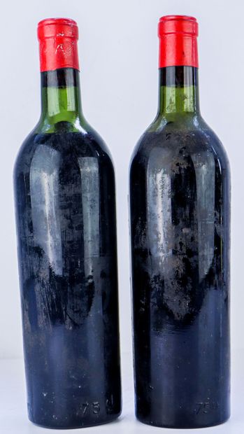 null CHATEAU LAPEYRE.
Vintage: 1961.
2 bottles, h.e., e.t.
