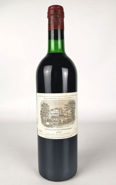 null CHATEAU LAFITE ROTHSCHILD.
Vintage: 1975.
1 bottle, b.g.
