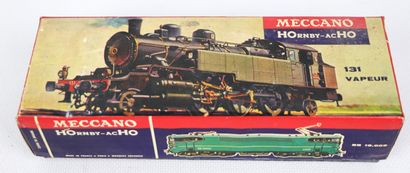 null MECCANO HORNBY-acHO.
Locomotive 131 vapeur rèf 6360, dans sa boite d'origin...