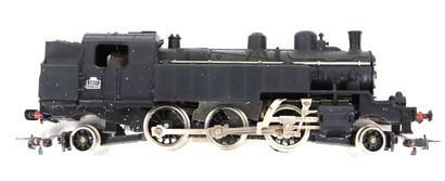 null MECCANO HORNBY-acHO.
Locomotive 131 vapeur rèf 6360, dans sa boite d'origin...