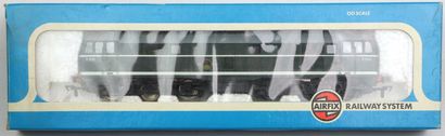 null AIRFIX HO.
Locomotive diesel A1A-A1A Class 31 British Mailwais, dans sa boite...