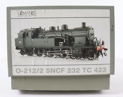null LEMATEC (Suisse) - Prestige Models.
Locotender SNCF 232 TC 423 noir. 
Echelle...
