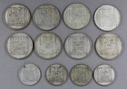 null Huit pièces de 20 FF et quatre pièces de 10 FF Turin en argent