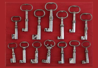 null Collection de 14 clés forées de la 2ème moitié du 18ème siècle ou début 19ème...