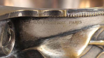 null Ferdinand BARBEDIENNE (1810-1892)
Coupe en bronze argenté d'après le canthare...