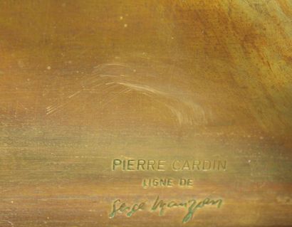 null Serge MANZON (1930-1998) - Pierre CARDIN éd.
Pied de lampe en laiton formé de...