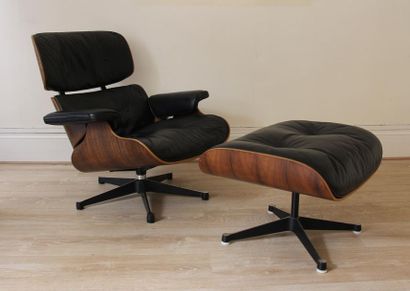 null Charles EAMES (1907-1978) et Ray EAMES (1912-1988)
Fauteuil Lounge chair 670...