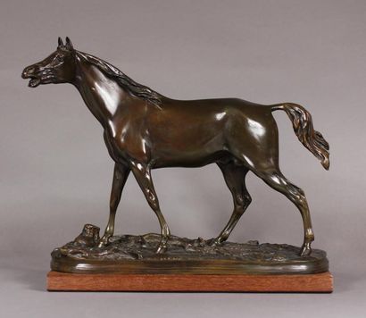 null Pierre-Jules MENE after
Cheval
Sculpture in bronze with patina medal, signed...