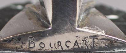 null Emmanuel BOURCART (XXème s.)
Pingouin
Paire de serres-livres en bronze argenté...