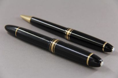 null MONTBLANC Meisterstuck
Un stylo plûme, la plume en or jaune 18k (pds brut :...