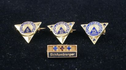 null *Four Schlumberger 14k and 18k yellow gold and enamel Schlumberger Aged brooches,...