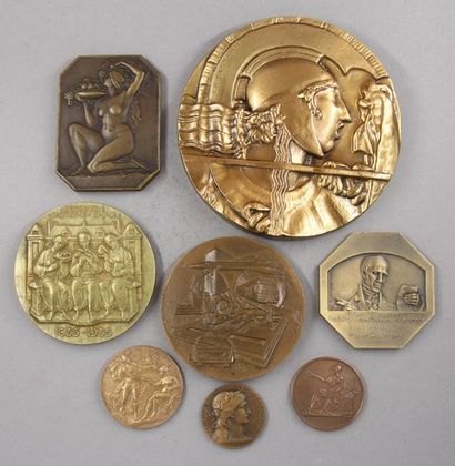 null Lot of eight bronze medals:
- Paul Marcel DAMMANN medal of the association of...