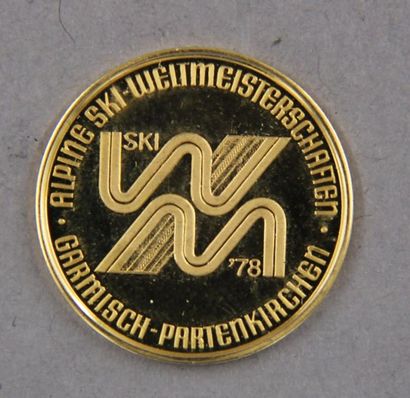null Medal in vermeil for the Winter Olympic Games in Garmisch-Partenkirchen in 1978,...