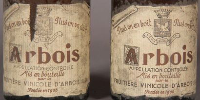 null 2 bottles ARBOIS Fruitière Vinicole d'Arbois 1955 (ets, 1 BLT, 1 LB)