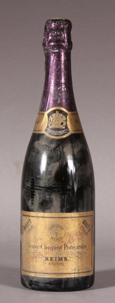 null 1	 bouteille 	CHAMPAGNE 		Vieux Clicquot 	1966