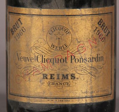 null 1	 bouteille 	CHAMPAGNE 		Vieux Clicquot 	1966