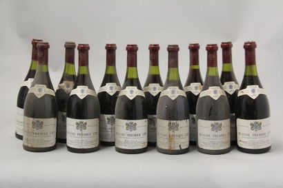 null 12 	bouteilles 	BEAUNE 	"1° cru", 	Château de Meursault 	1985