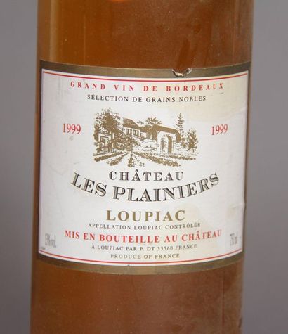 null 2 	bouteilles 	BLANC LIQUOREUX 			 (Loupiac 99 et Sauternes 81)
