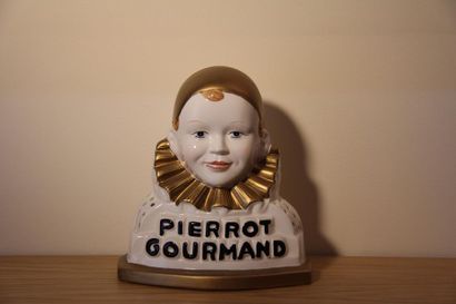 null PIERROT GOURMAND
White and gold earthenware lollipop display. Edition for the...