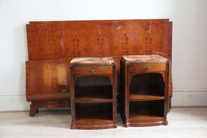 null Burrberry veneer bed wood and pair of bedside tables, marble tops, circa 1930
Bedside...