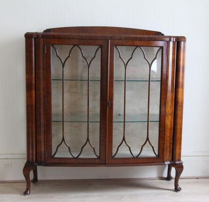 null Mahogany veneer display case, England circa 1930
H: 129 W: 123 D: 35 cm. (w...