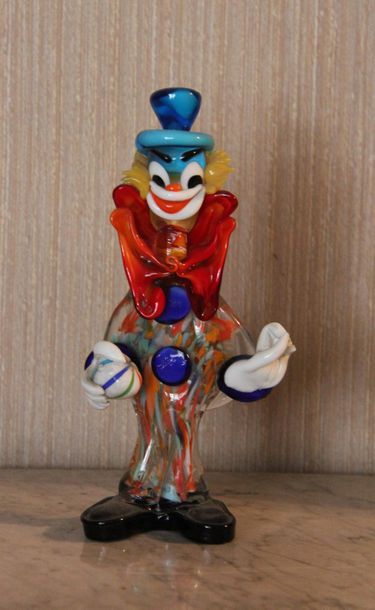 null Sculpture en verre polychrome représentant un clown
H : 31 cm. (petits acci...